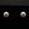 Freshwater pearl stud earrings - White