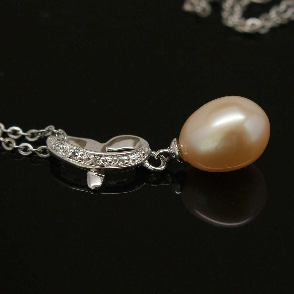 Freshwater pearl pendant - Silver chain white
