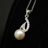 Freshwater pearl pendant external star - Silver chain