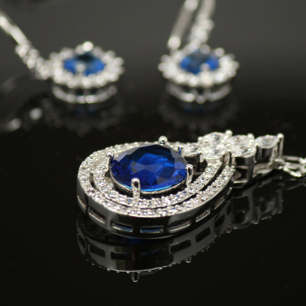 Synthetic blue diamond - 5 piece jewelry set (Necklace, earring, bracelet and ring)