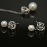 Freshwater pearl necklace and earrings set - Magical Charm