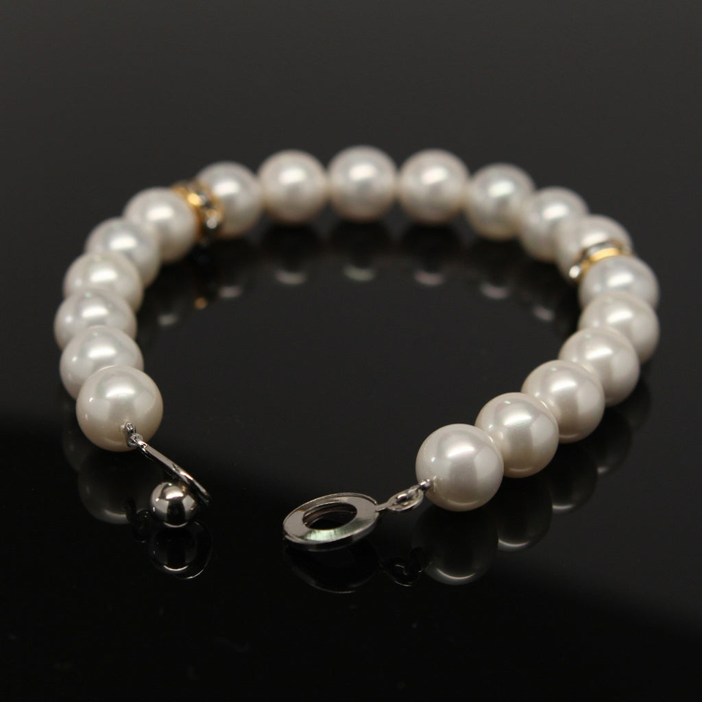 Synthetic pearl bracelet